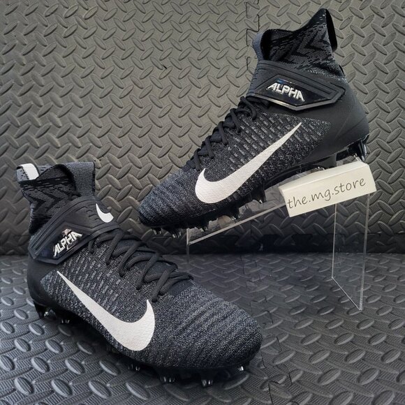 Nike Alpha Menace Elite 2 Flyknit Black Football Cleats AO3374-001 Men's Sz 10.5